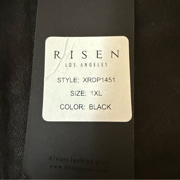 Risen Black Distressed Wide Leg Crop Raw Hem Plus Size Jeans 1X - Picture 2 of 10